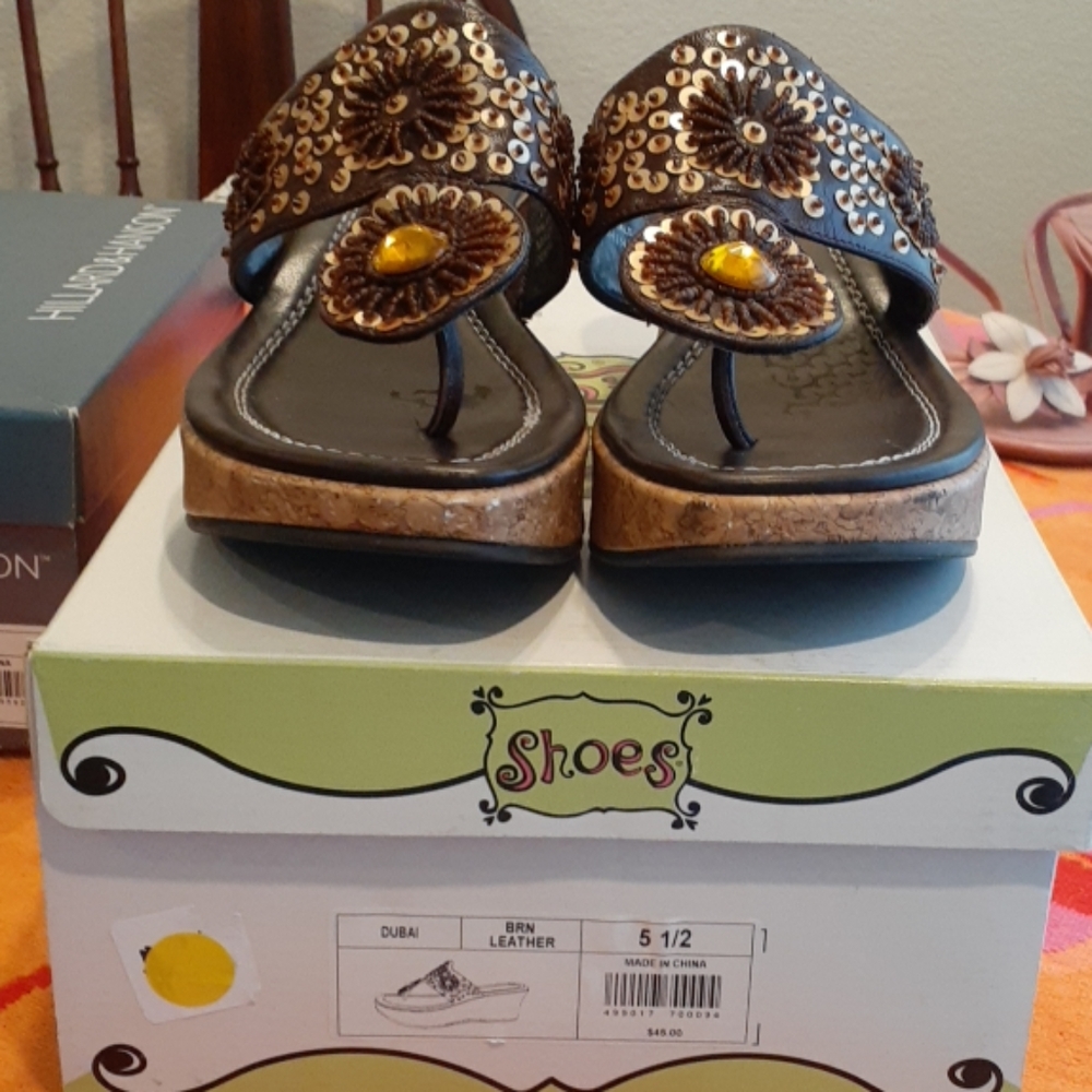 Brown/Gold Sequin Sandal sz 5.5